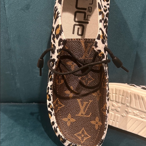 Hey Dudes Custom Womens Shoes Size Upcycle Size 39 (size 8 us) - Picture 4 of 4